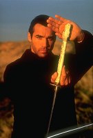 Adrian Paul maniant le katana